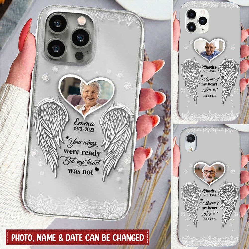A Big Piece Of My Heart Lives In Heaven - Personalized Memorial Phone Case
